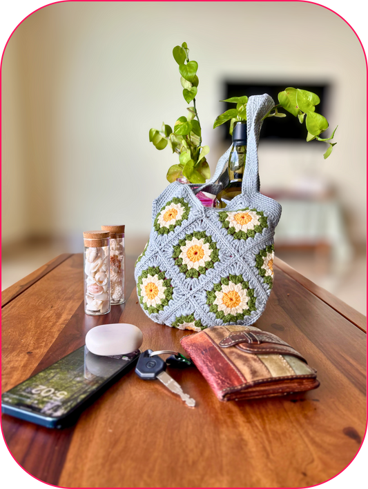 Dawnfern Shoulder Bag