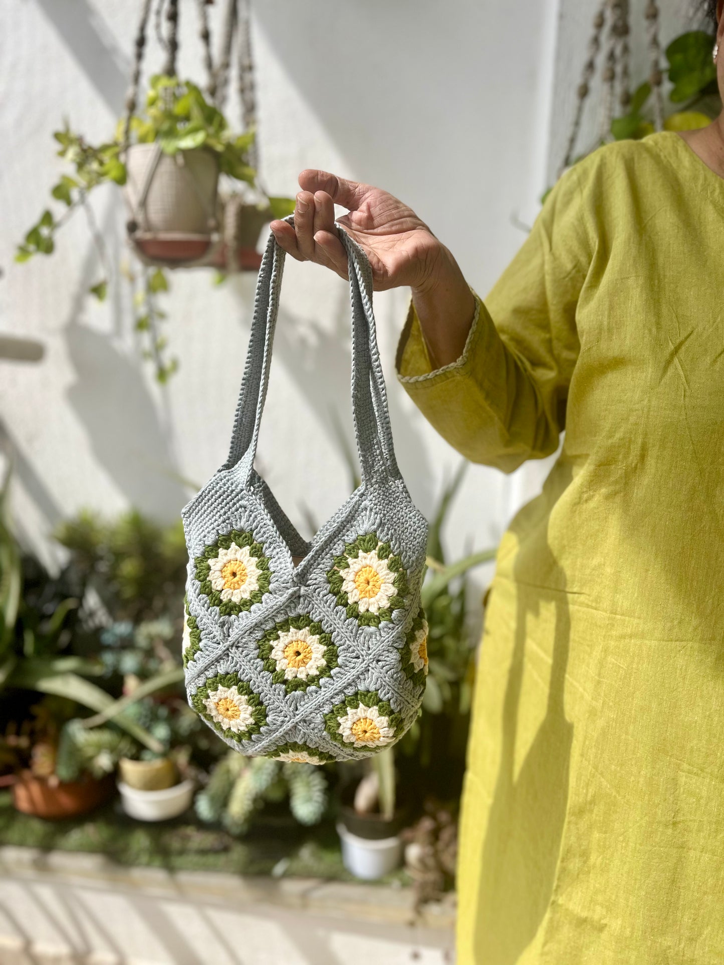 Dawnfern Shoulder Bag