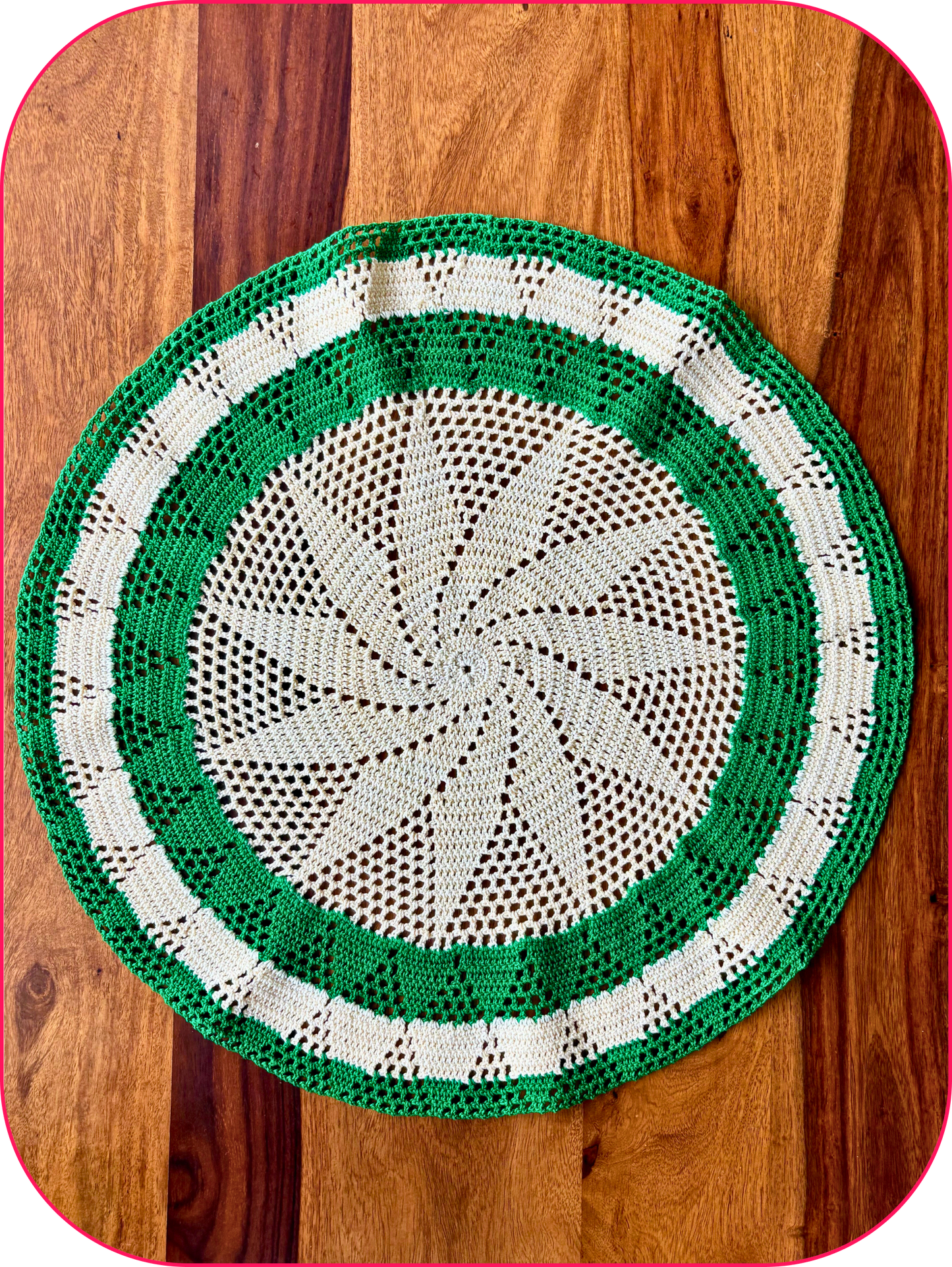 Lotuswheel Doily