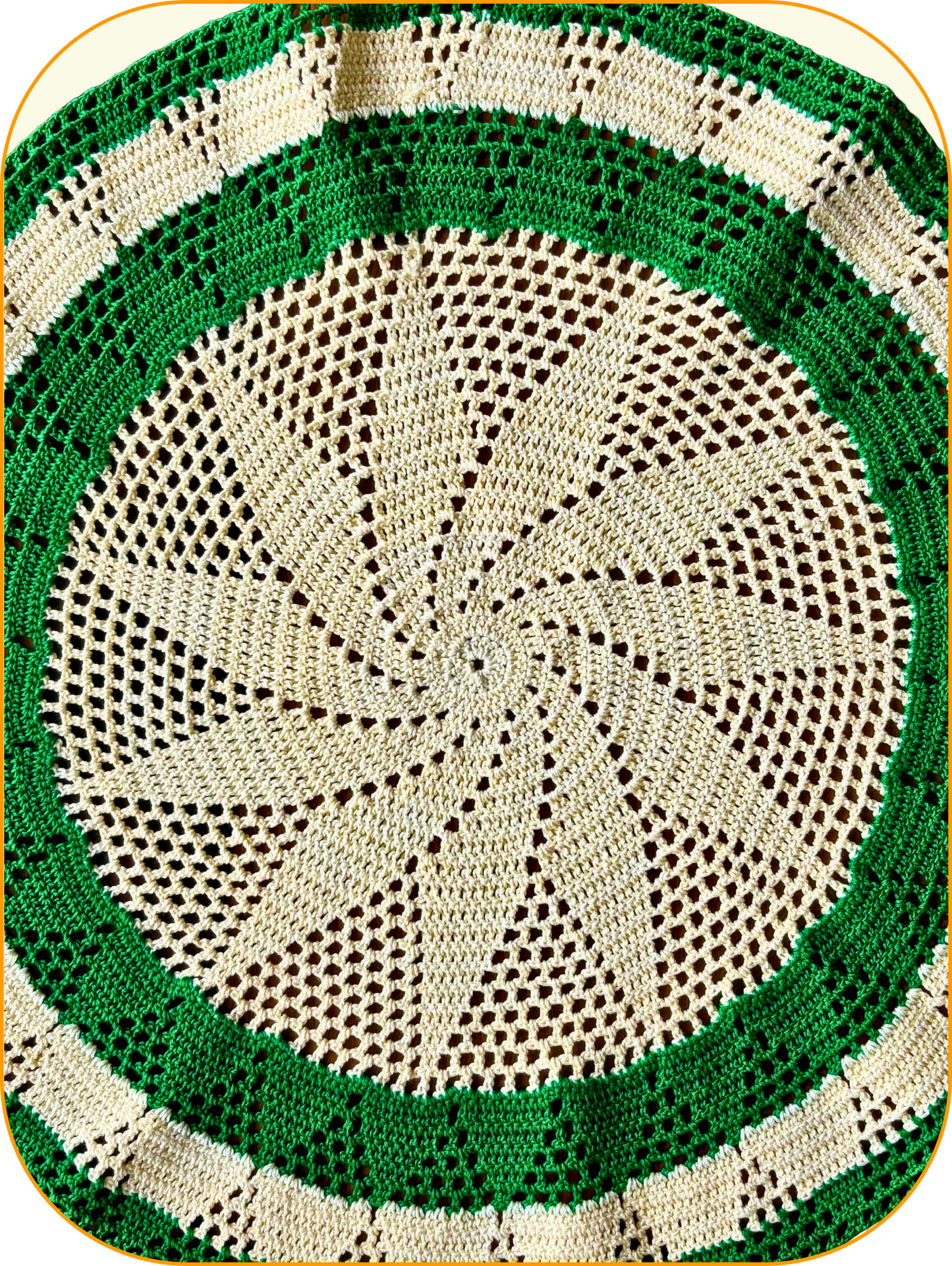 Lotuswheel Doily